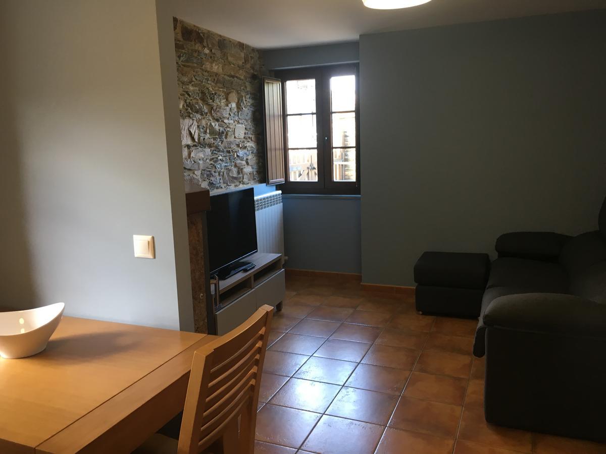 Apartamentos Carola San Tirso de Abres Buitenkant foto